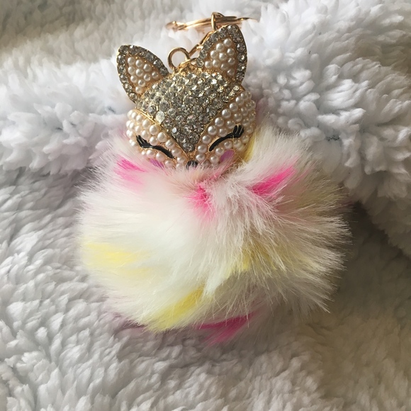 🔹LIMITED EDITION!🔹Neon Fox Pom Pom Keychain - Picture 2 of 3